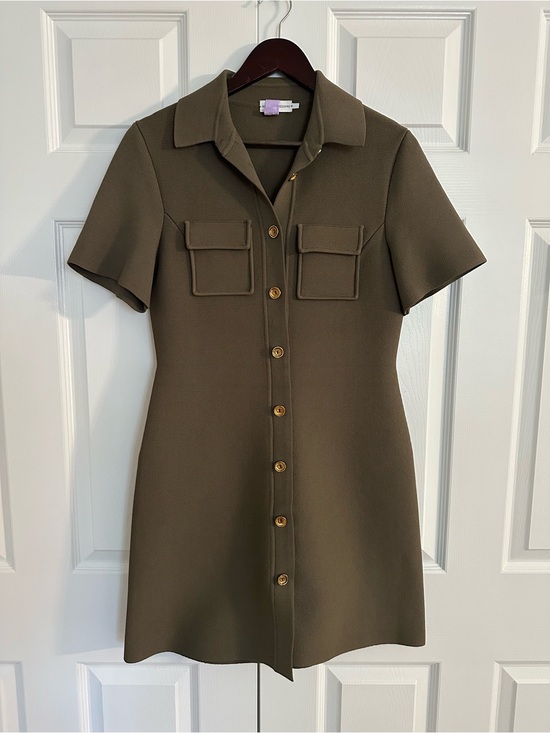 Scanlan Theodore Dresses & Skirts - Scanlan Theodore Olive Short-Sleeve Shirt Dress